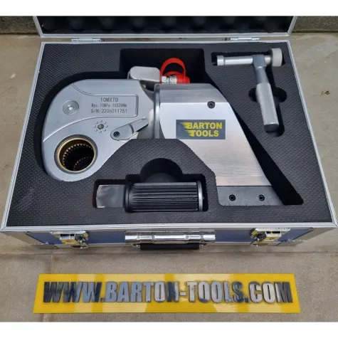 Hydraulic Torque Wrench - Square Drive Square Drive Hydraulic Torque Wrench 1.5" Drive 15528Nm M24-M72 (36-105mm) 10MXTD BARTON 1 10mxtd